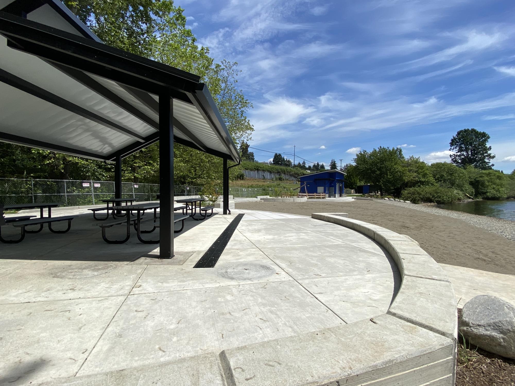 Picnic shelter at logboom park